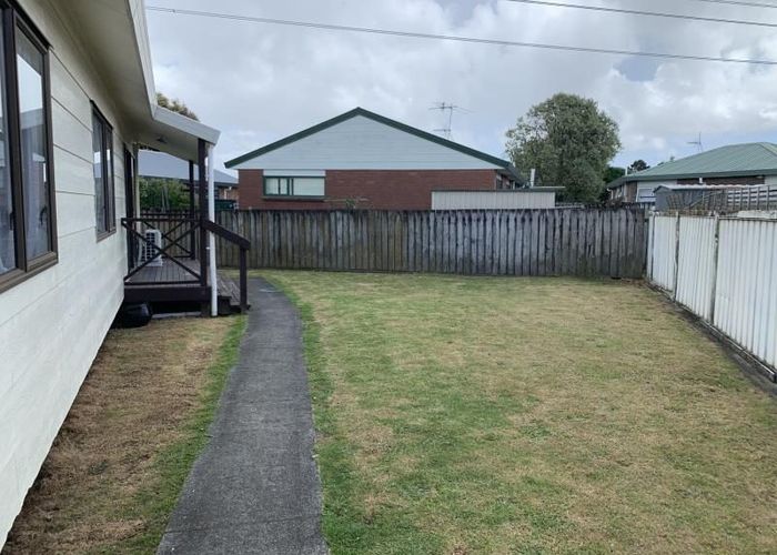  at 2/31 Aeronautic Road, Takanini, Papakura, Auckland