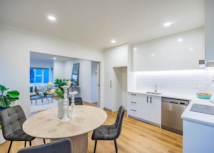  at 1/14 Taharoto Road, Takapuna, North Shore City, Auckland