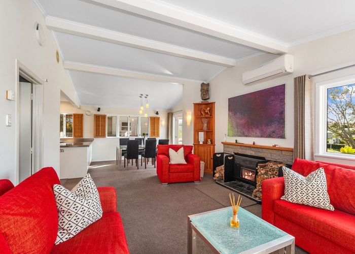  at 29 Lyndhurst Road, Te Atatu South, Auckland