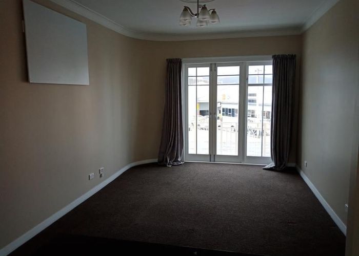  at 2/41 Victoria Street, Alicetown, Lower Hutt, Wellington