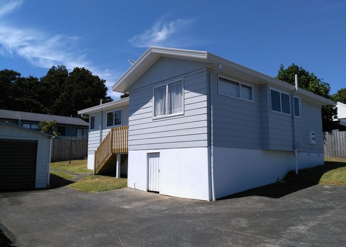  at 1/45 Everglade Drive, Goodwood Heights, Manukau City, Auckland