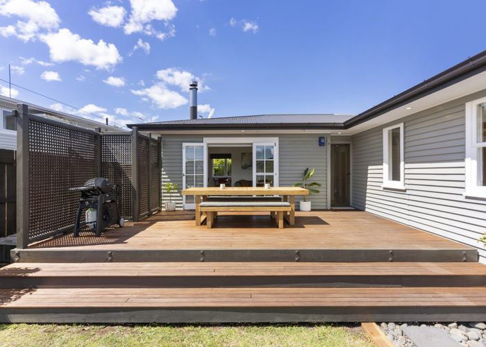  at 1/10 Bledisloe Street, Howick, Auckland