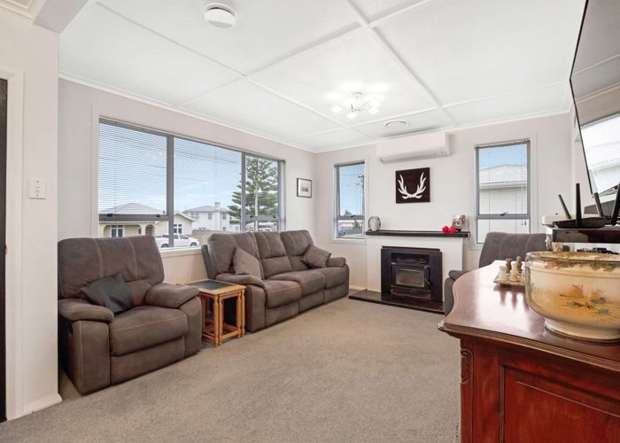 at 22 Egmont Street, Castlecliff, Whanganui, Manawatu / Whanganui