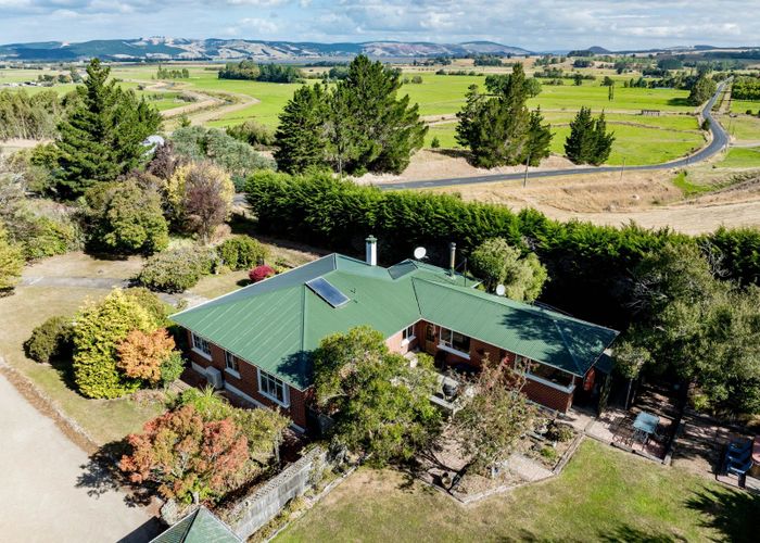  at 796 Maungatua Road, Berwick, Dunedin, Otago