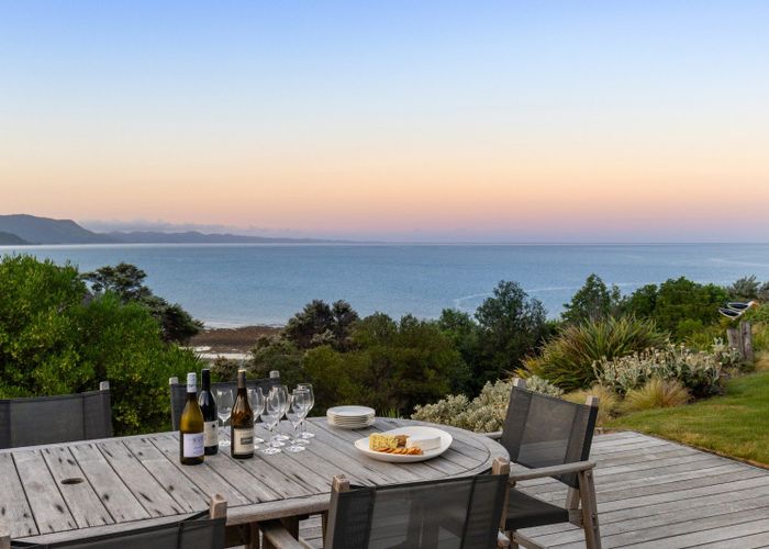  at 1432 Takaka-Collingwood Highway, Takaka