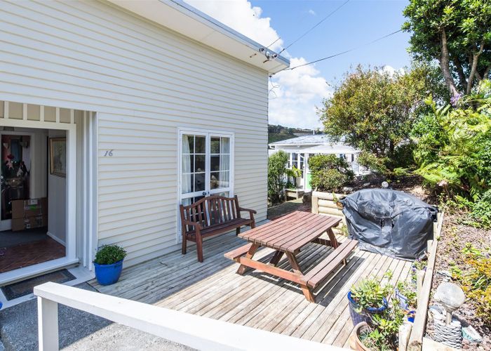  at 16 Dominion Park Street, Johnsonville, Wellington, Wellington