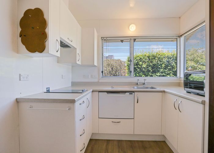  at 44 Queens Drive, Allenton, Ashburton