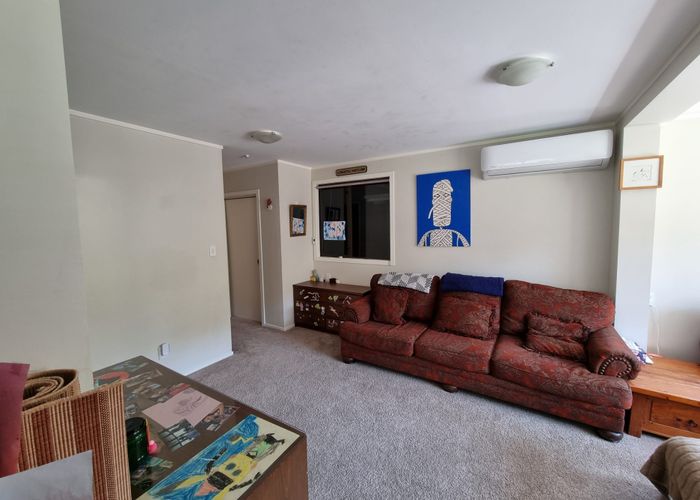  at 156 Lynn Road, Bayview, Auckland