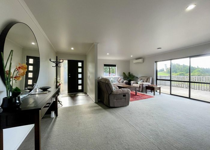  at 10a Kororako Grove, Whalers Gate, New Plymouth, Taranaki