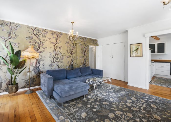  at 2/11 Thatcher Street, Mission Bay, Auckland City, Auckland
