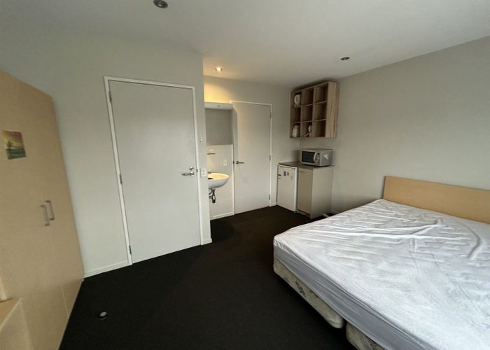  at 4/2-31 Poulson Street, Addington, Christchurch City, Canterbury