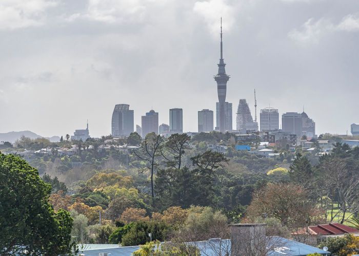 at 106/2B Te Ara Taurapa, Point Chevalier, Auckland City, Auckland