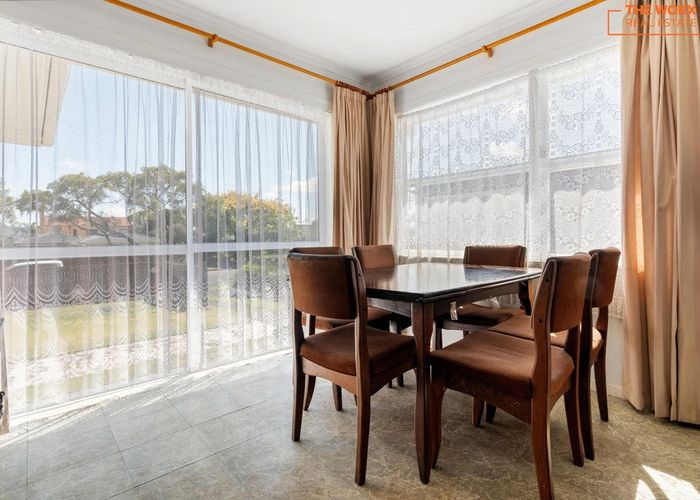  at 72 Muir Avenue, Mangere Bridge, Auckland