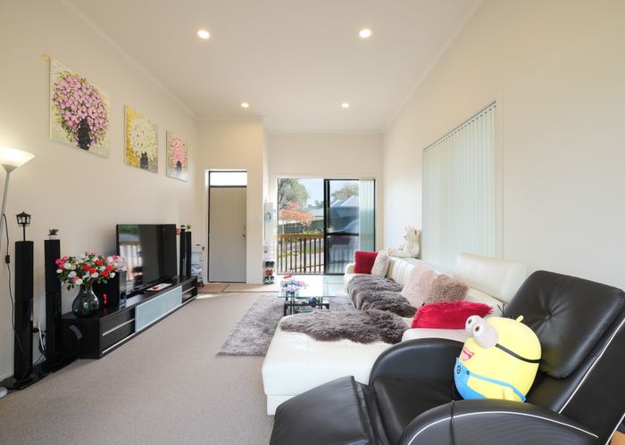  at 3/2 Swan Hill Drive, Glen Eden, Auckland