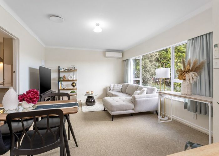  at 1B Evelyn Place, Hillcrest, North Shore City, Auckland
