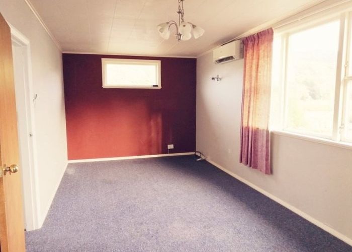  at 40 Parenga Street, Wainuiomata, Lower Hutt, Wellington