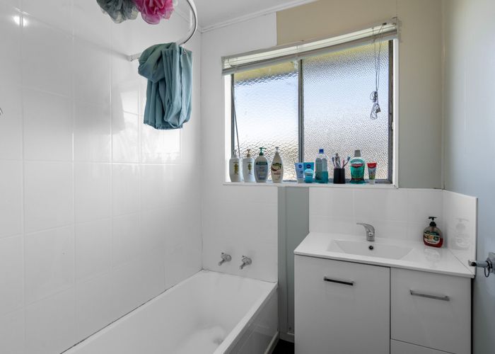 at 30 Hyde Street, Clifton, Invercargill