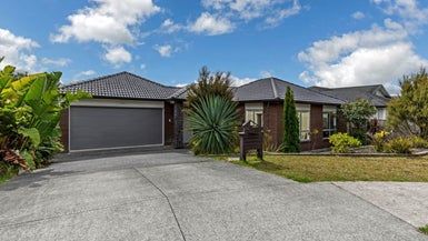  at 14 Ruth Craig Place, Stanmore Bay, Whangaparaoa