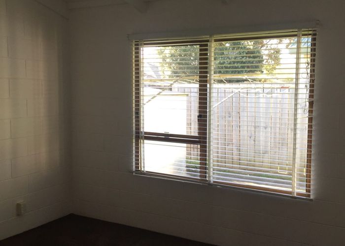  at 3/156 Hutchinson Ave, New Lynn, Waitakere City, Auckland