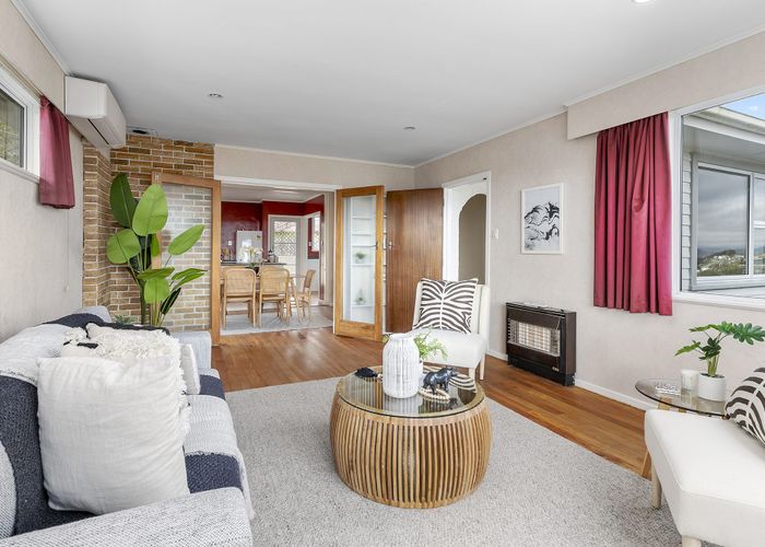  at 23 Link Road, Newlands, Wellington
