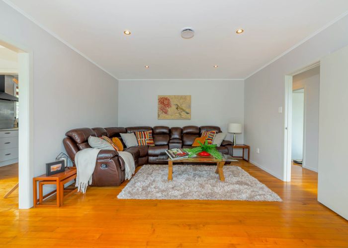  at 1/80 Bond Crescent, Forrest Hill, Auckland