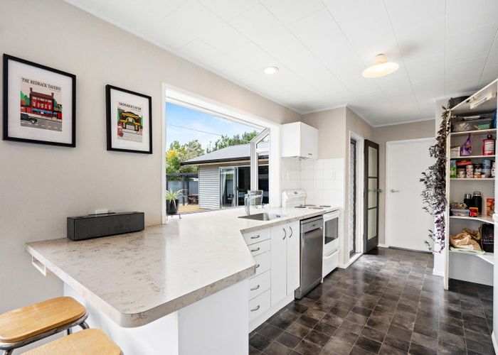 at 48 Robinson Crescent, Tamatea, Napier