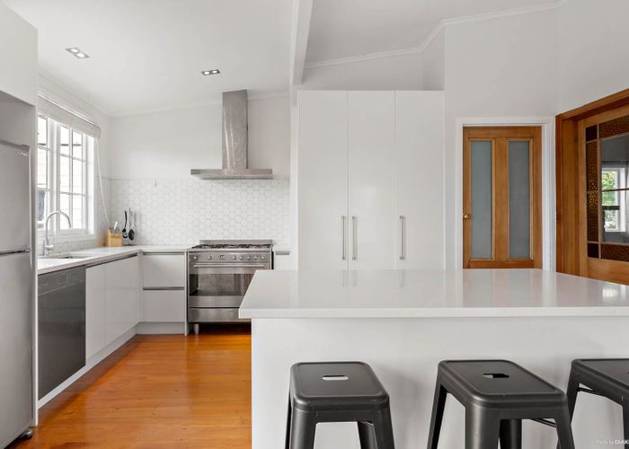  at 73 Stanley Road, Glenfield, Auckland