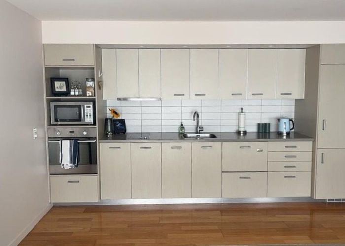  at 2/97a Roberts Line, Kelvin Grove, Palmerston North, Manawatu / Whanganui