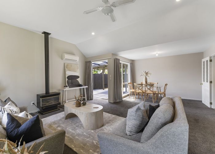  at 2 Delaware Crescent, Russley, Christchurch City, Canterbury