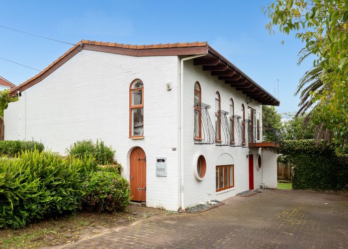  at 304 Triangle Road, Massey, Waitakere City, Auckland