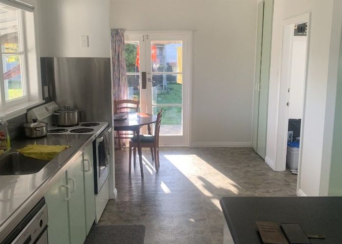  at 85 Alexandra Street, Marton