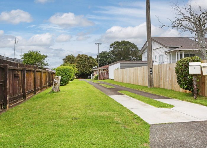  at 2/105 Panama Road, Mount Wellington, Auckland City, Auckland