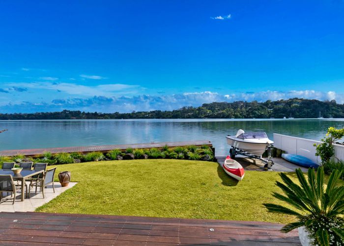  at 76 The Terrace, Herald Island, Auckland