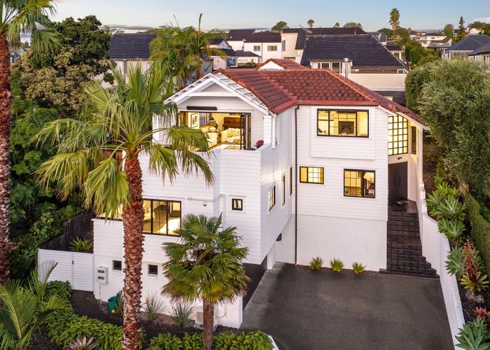  at 48 The Parade, St Heliers, Auckland