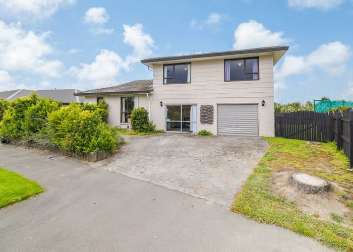  at 8 Langham Place, Redwood, Christchurch City, Canterbury
