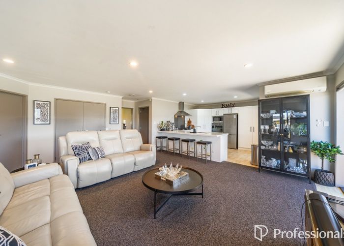  at 35 Percy Kinsman Crescent, Riverstone Terraces, Upper Hutt, Wellington