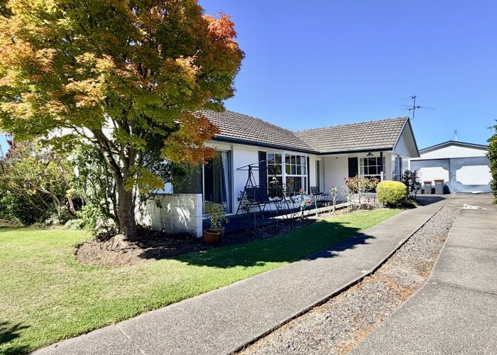  at 17 Glenside Avenue, Ilam, Christchurch City, Canterbury