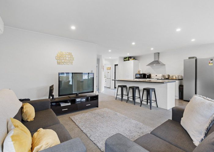  at 960C Tremaine Avenue, Roslyn, Palmerston North, Manawatu / Whanganui