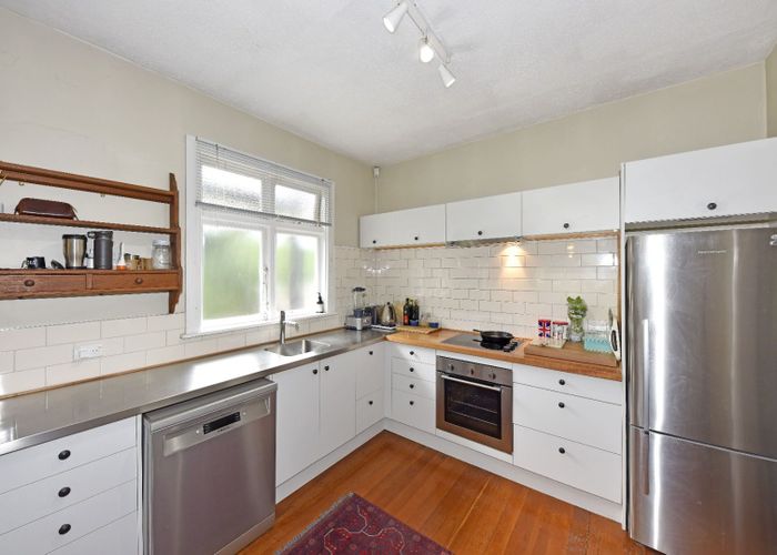  at 1/42 Nortons Road , Avonhead, Christchurch City, Canterbury