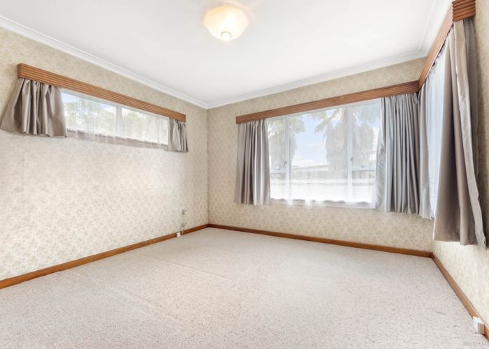  at 77 Colwill Road, Massey, Auckland