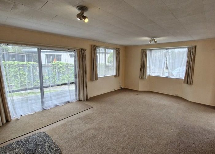  at 28 Chapman Place, Kawaha Point, Rotorua, Bay Of Plenty