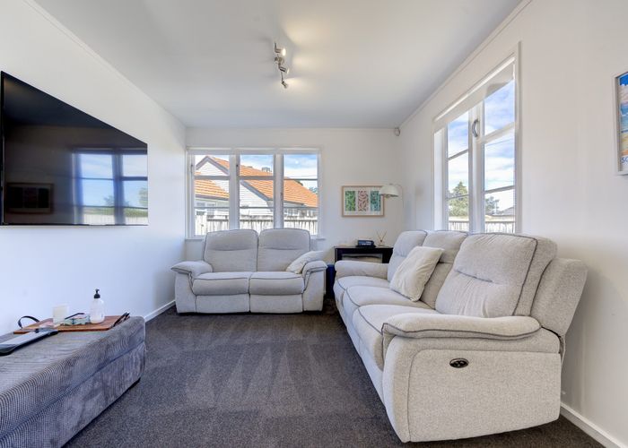  at 12 Cussen Street, Chartwell, Hamilton