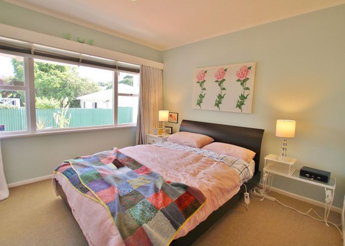  at 2/81 Rawhiti Road, Onehunga, Auckland