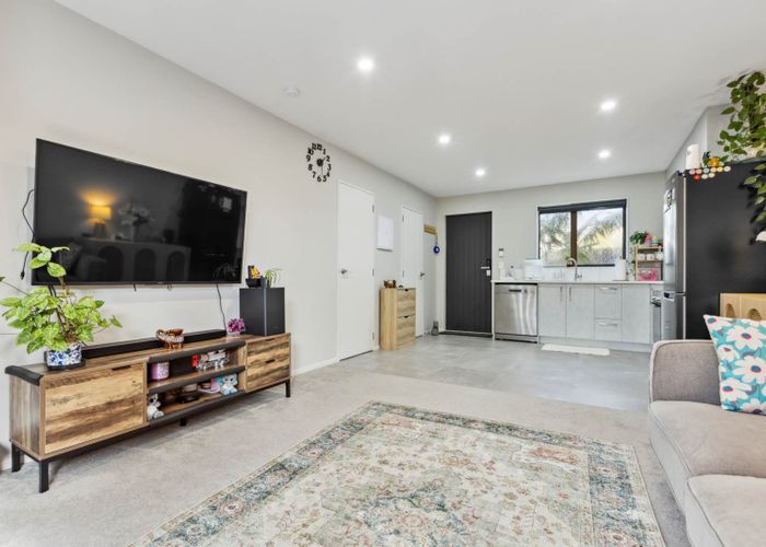  at 7/30 West Coast Road, Glen Eden, Waitakere City, Auckland