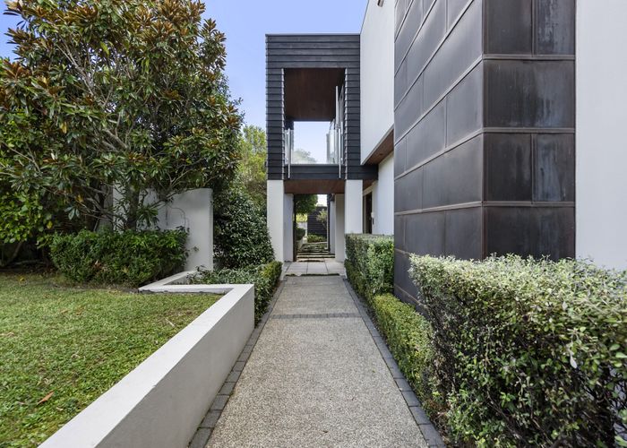  at 158 Bleakhouse Road, Mellons Bay, Auckland