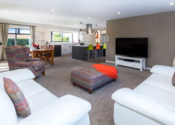  at 24 Lexington Drive, Botany Downs, Manukau City, Auckland