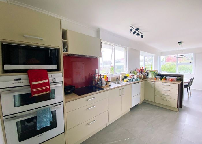  at 1 Sussex Street, Chartwell, Hamilton