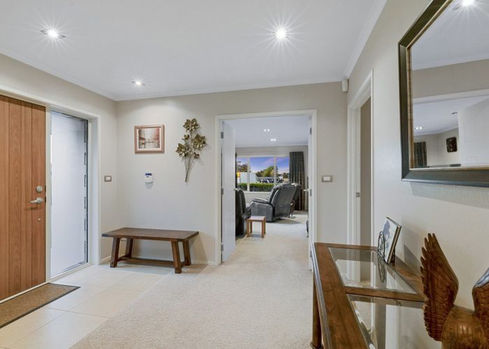  at 8 Margaret Alice Close, Whalers Gate, New Plymouth