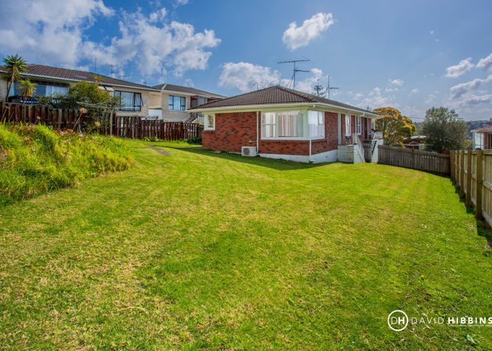  at 2/18 Anne Road, Hillcrest, North Shore City, Auckland