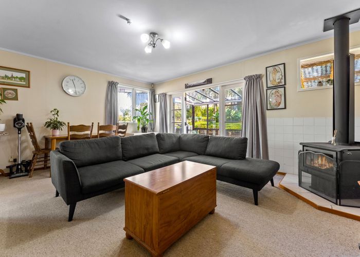  at 1/11a Agincourt Street, Glenfield, North Shore City, Auckland